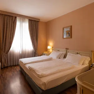 3* Hotell Lucrezia Borgia