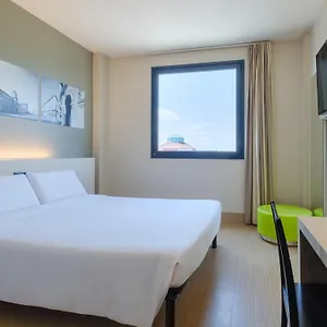 Otel B&B Hotel Ferrara, Ferrara